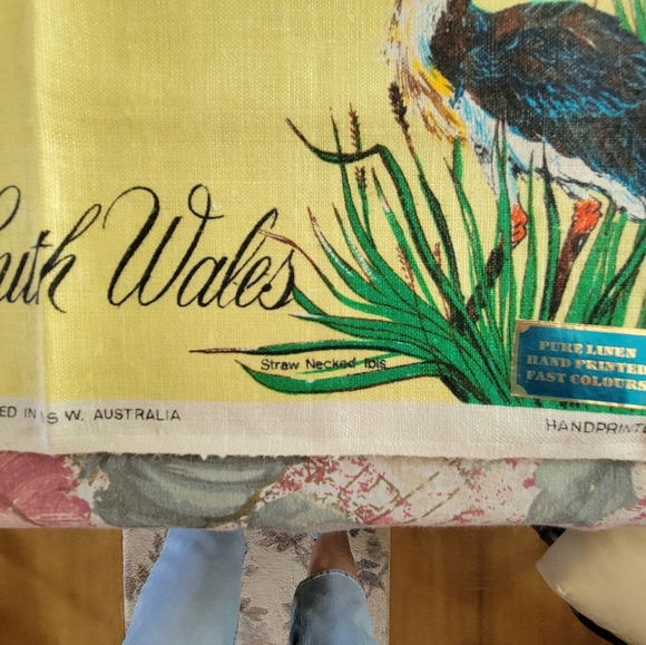 Vintage linen tea towel New South Wales with birds &  map of Australia NWT - Picture 2 of 2